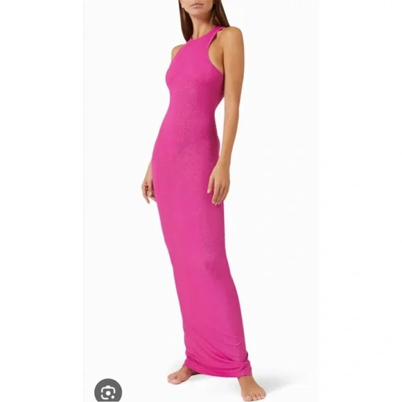 BNWT Skims maxi dress in fuchsia foil - Picture 15 of 16